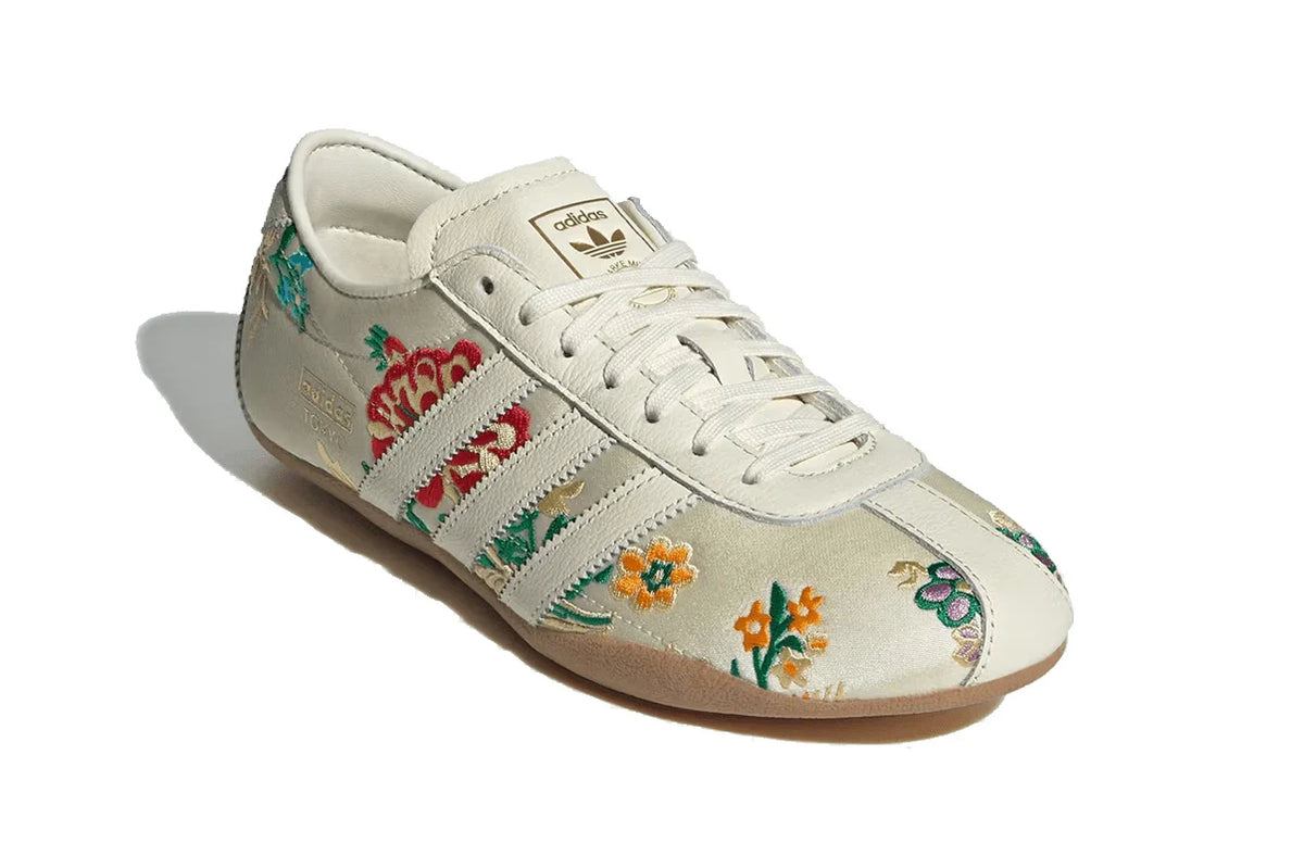 Adidas Tokyo Crew White Floral Embroidery Branco