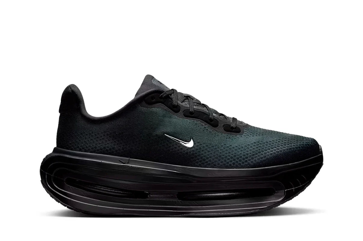Nike Vomero Premium SP Black Mini Chrome Swoosh Preto