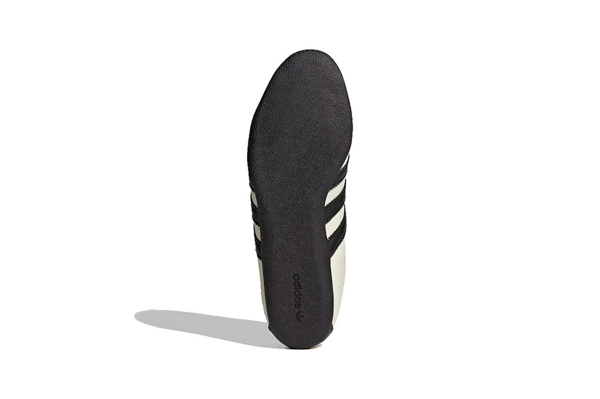 Adidas Tokyo Off White Core Black Branco