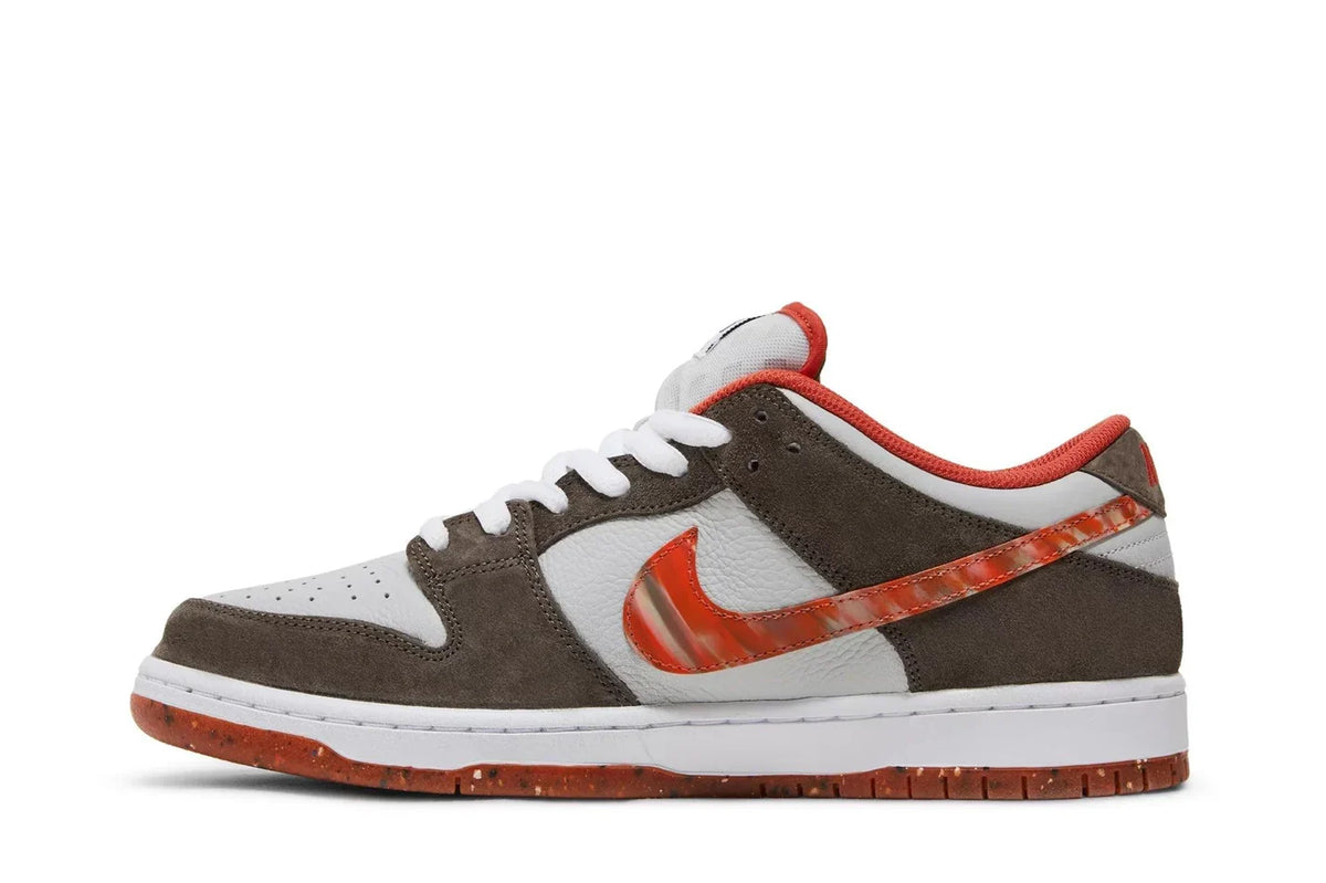 Crushed D.C. x Nike SB Dunk Low Golden Hour Colorido