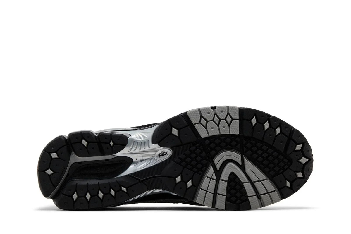 New Balance 1906L Silver Metallic Black Prateado