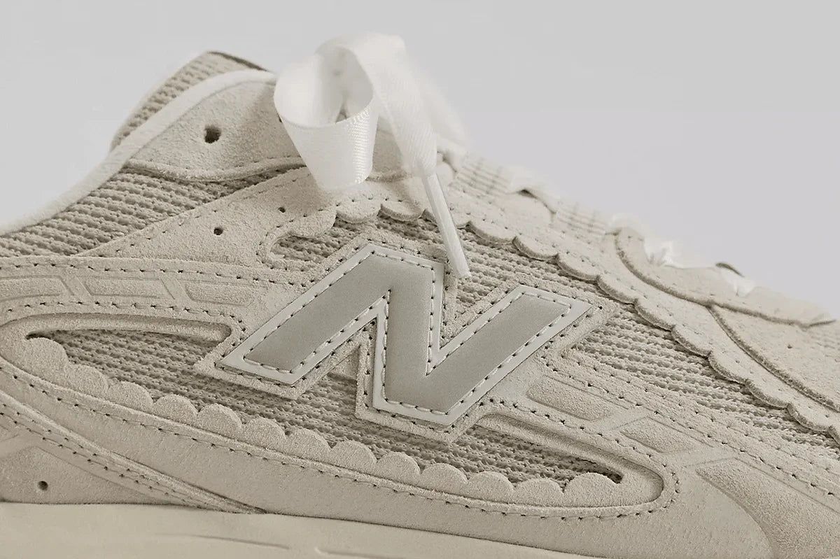 New Balance 204L Sea Salt Linen Bege